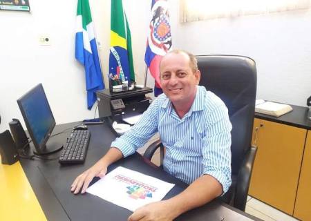 Prefeito Clóvis do Banco recebe o apoio da maioria dos vereadores para a sua reeleição